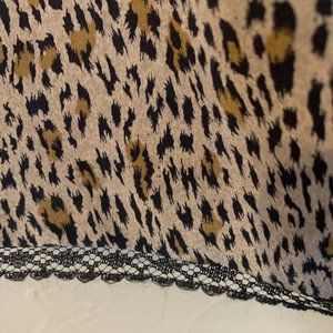 Silk Skirt Leopard  Allison Taylor pencil Style Size 8 fitted